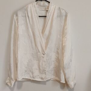 Christie & Jill | Vintage White Shimmer Floral Plunge Blouse | Women's 12P